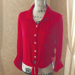Guess blouse. Size M.